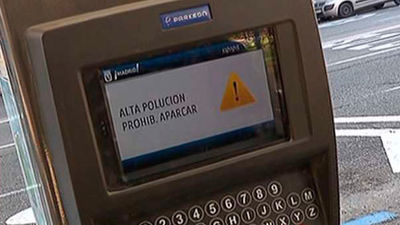 La contaminación se agrava e impedirá probablemente aparcar este miércoles en Madrid