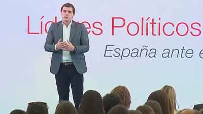 Rivera reitera que no apoyará ni a Sánchez ni a Rajoy para que formen gobierno