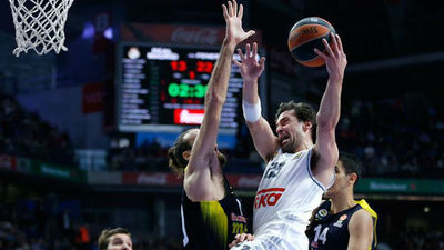 80-73. Victoria fundamental del Real Madrid ante el Fenerbahce