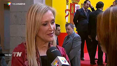 Cifuentes dice que si la contaminación no mejora habrá que tomar medidas en relación con las empresas