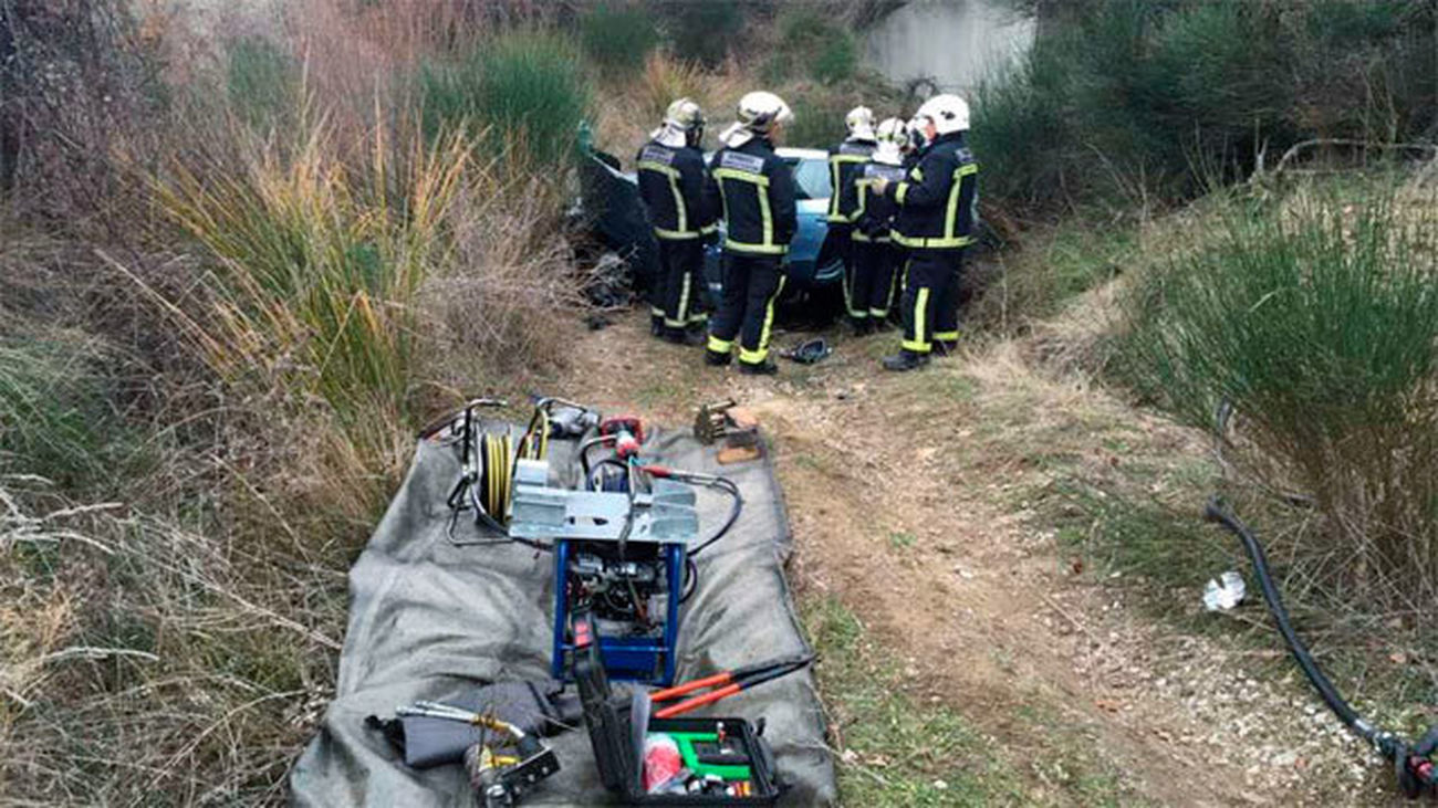 Muere una pareja de sexagenarios en un accidente en la A-1 en Buitrago
