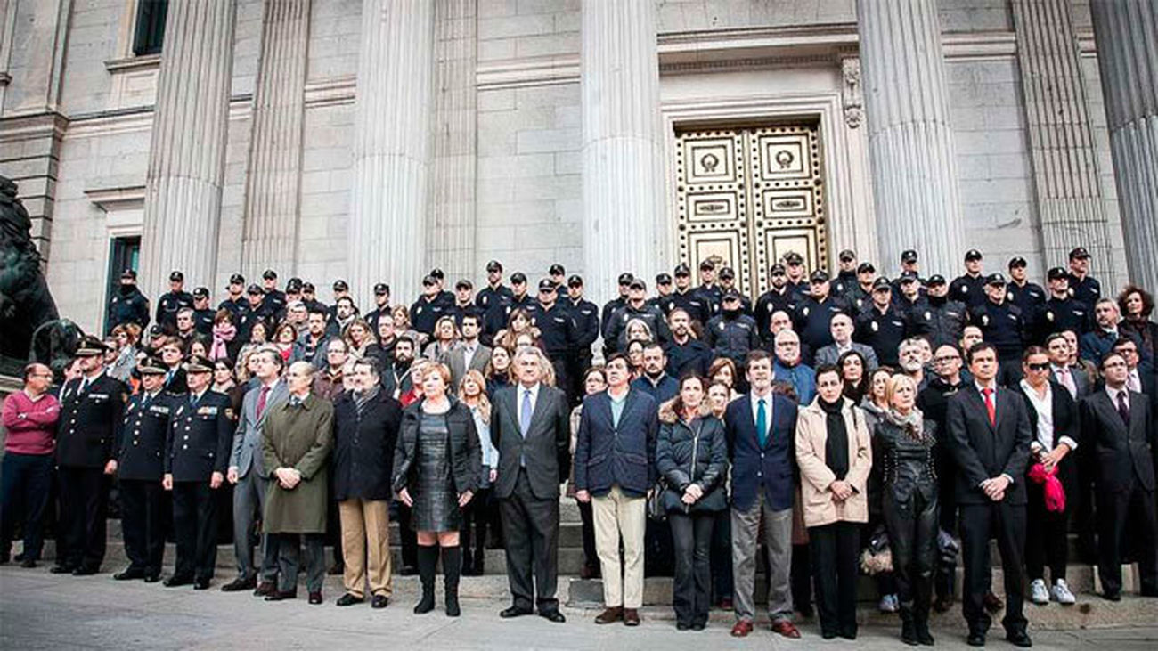 Los Reyes presidirán el funeral por los dos policías asesinados en Afganistán
