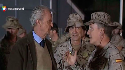 El ministro de Defensa visita a los militares españoles en Iraq y Kuwait