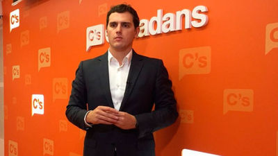 Albert Rivera califica de "patético" el acuerdo entre JxSí y la CUP