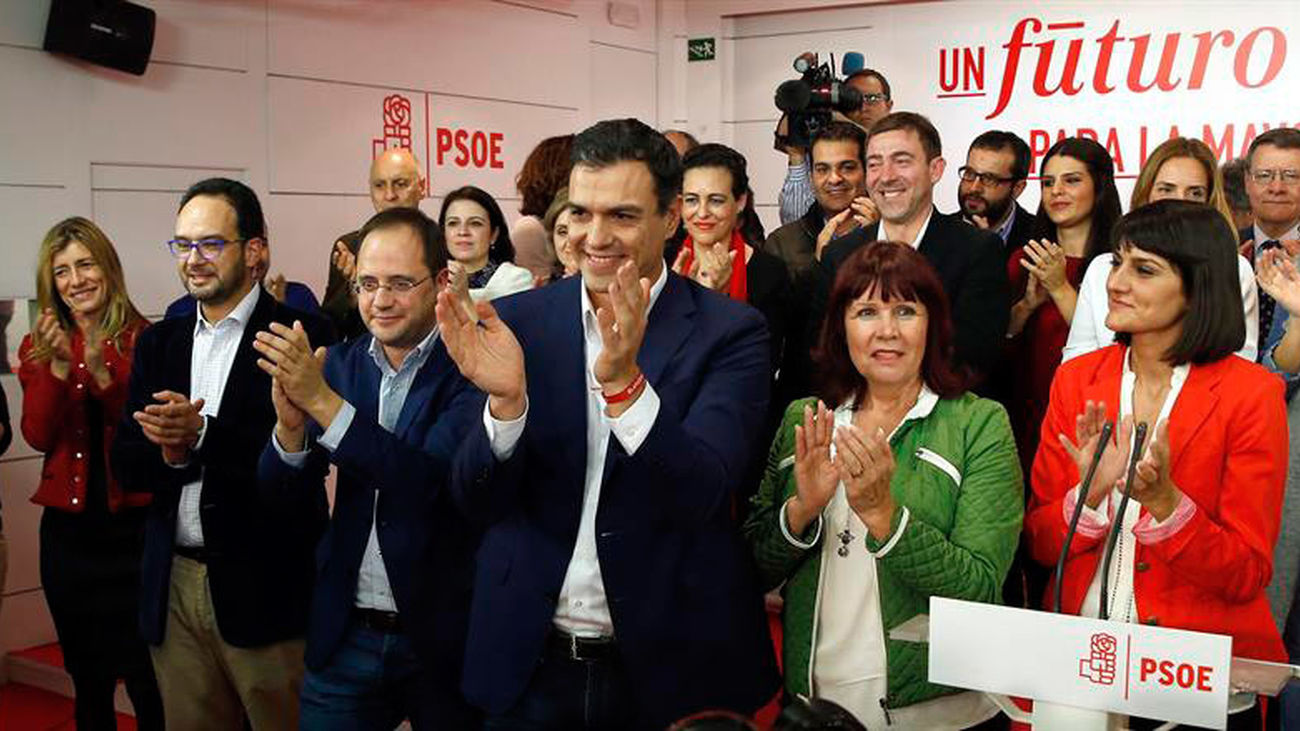 Pedro Sánchez: "Le corresponde al PP intentar formar gobierno"