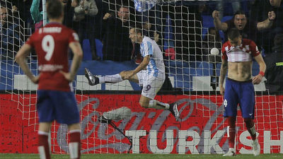1-0. Un gol de Charles deja al Atlético sin liderato