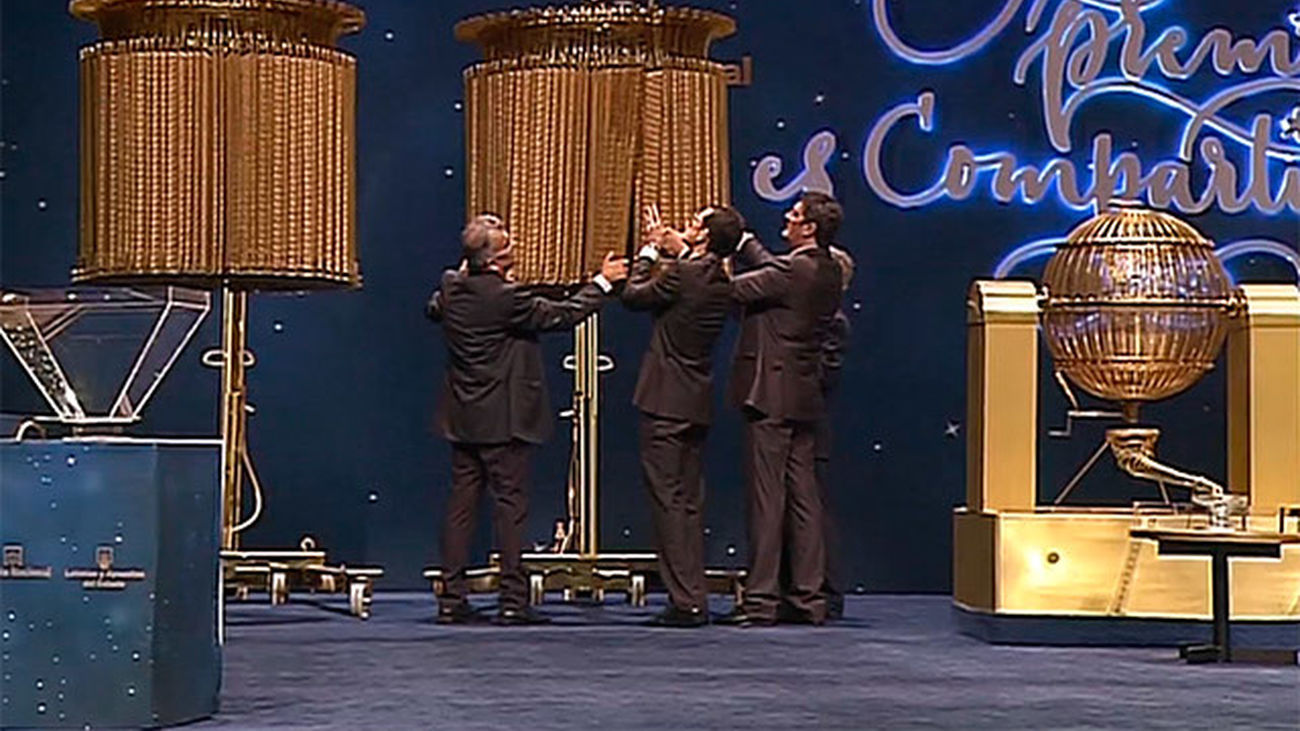 Todo preparado para cantar El Gordo