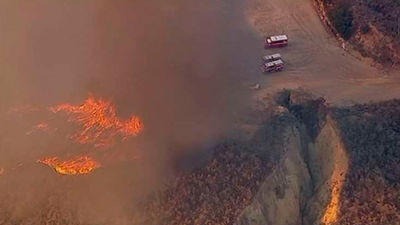Un incendio calcina cerca de 500 hectáreas de terreno en California