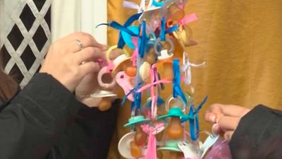 Torrejón recoge chupetes de bebés  para entregárselos a los Reyes Magos