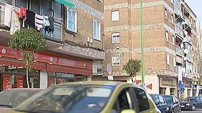 Detenido en Parla un hombre que amenazó de muerte a sus vecinos y dañó cinco coches