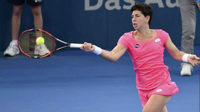 Brisbane: Carla Suárez vence a Stosur y espera en cuartos a Muguruza