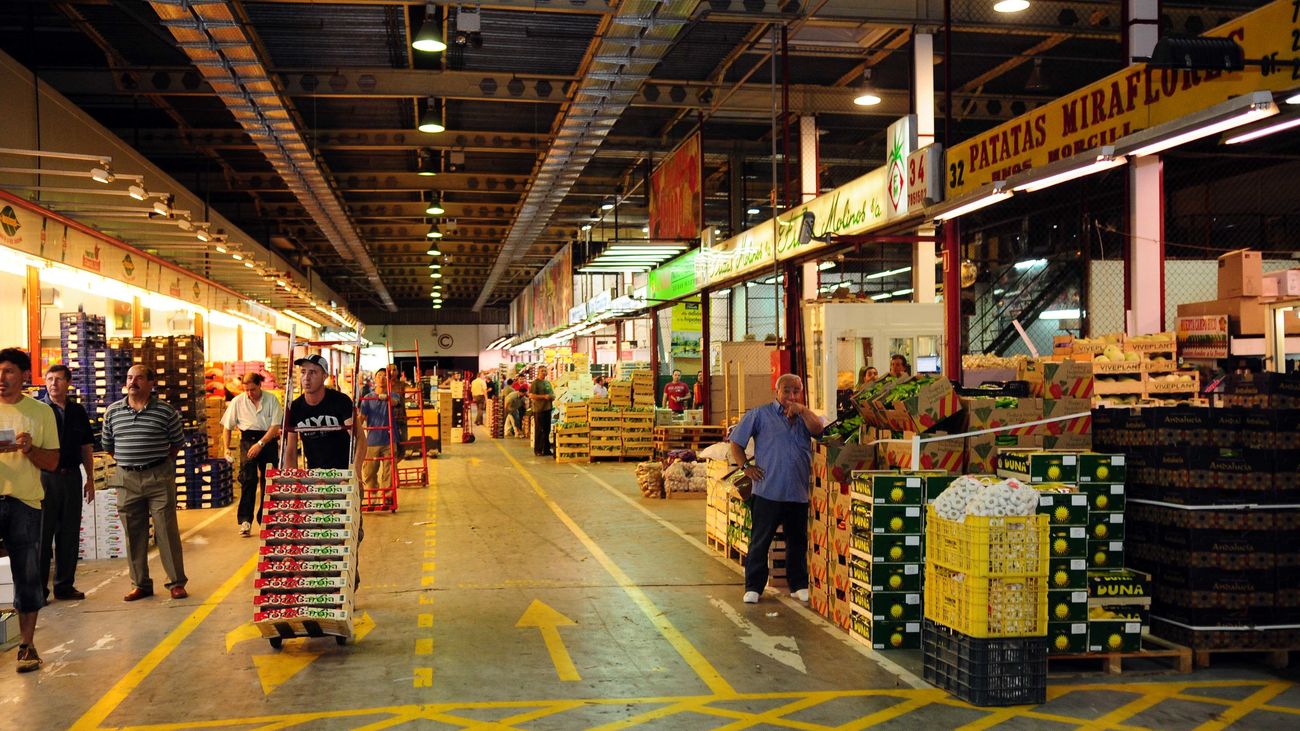Roban en Mercamadrid con un butrón un botín de unos 20.000 euros