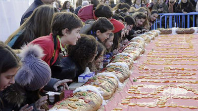 Aldeas Infantiles reparte 10.000 raciones de roscón de Reyes solidario