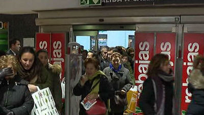 Primer fin de semana de rebajas en Madrid