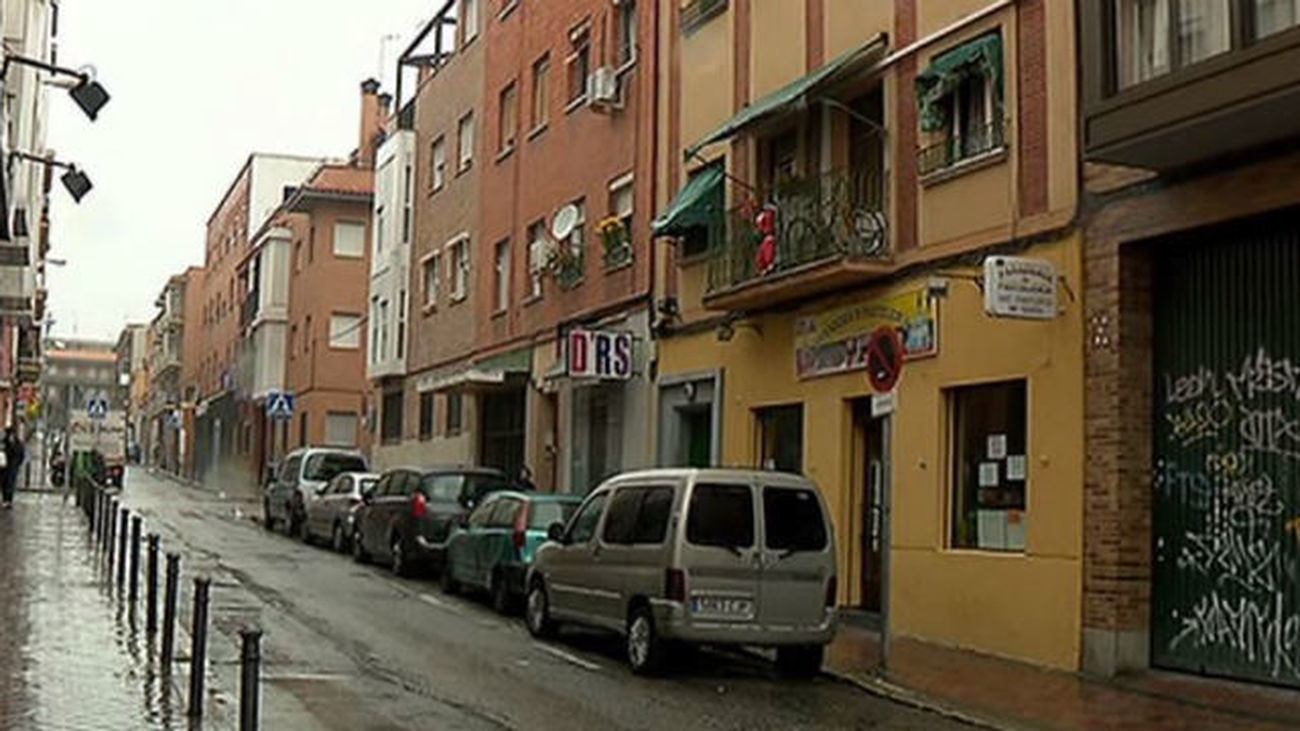 Detenido un hombre de 34 años por violar y tirar a una mujer de 29 por la ventana de su casa