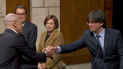Los consellers prometen "de acuerdo con la ley" y con lealtad al presidente del Govern