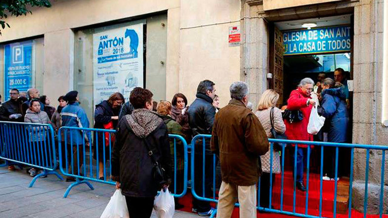 La periodista Ruth Toledano da el pregón de  las fiestas de San Antón