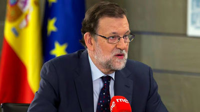 Rajoy acusa a Sánchez de buscar "a toda costa" un "Pacto del Tinell"