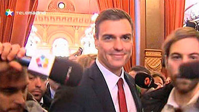 Podemos al PSOE: "Queremos hablar para evitar que Rajoy vuelva a ser presidente"