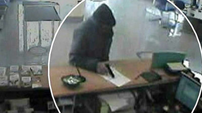 Detenido un hombre por atracar en Nochebuena un banco en el barrio de Salamanca