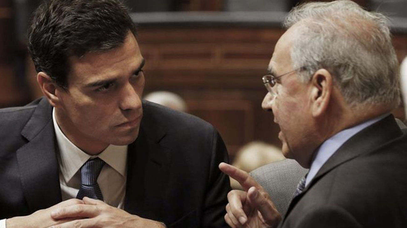 Alfonso Guerra sugiere al PSOE abstenerse en favor de Rajoy