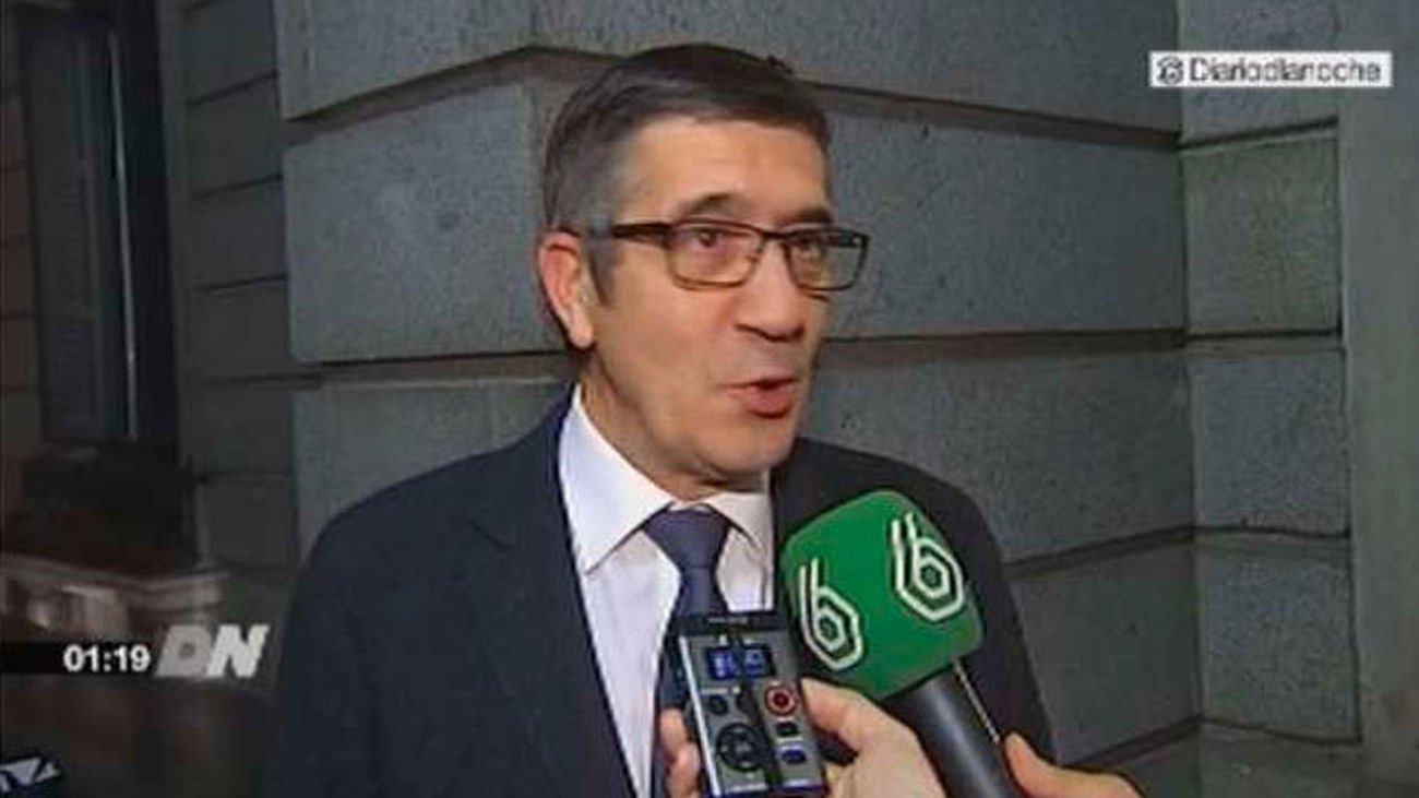 Patxi López prevé más "circunstancias inéditas" y subraya que "hace falta hablar mucho"