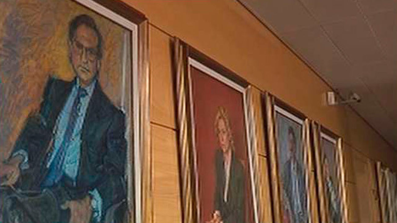 Polémica por los cuadros de los expresidentes de la Asamblea imputados por corrupción