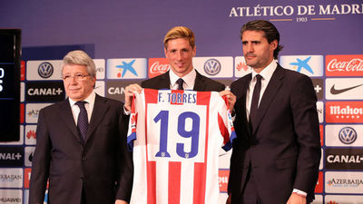 Cerezo: "Torres es una institución en el Atlético y hablaremos cuando toque"