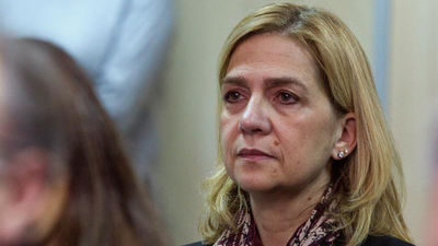 La Audiencia acuerda que la Infanta continúe en el banquillo por el caso Nóos