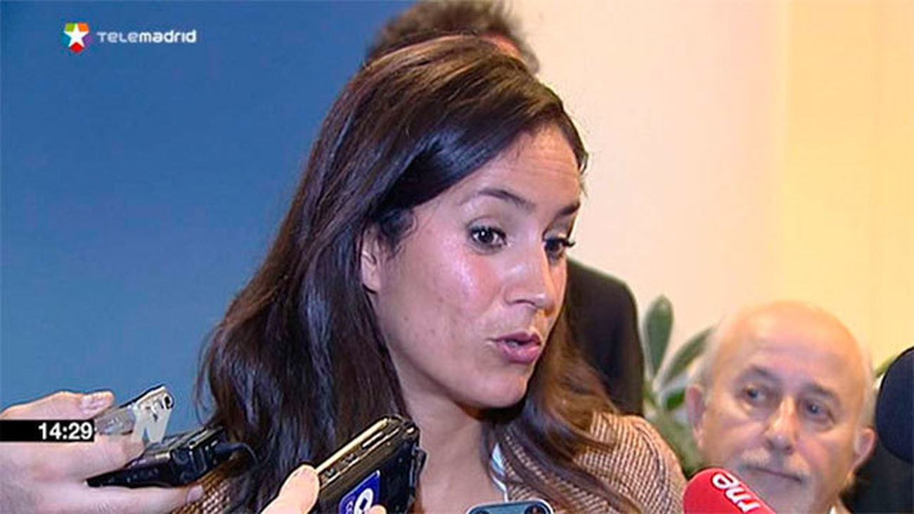 Ciudadanos y PP creen que PSOE y Ahora Madrid "escenificación" con los presupuestos