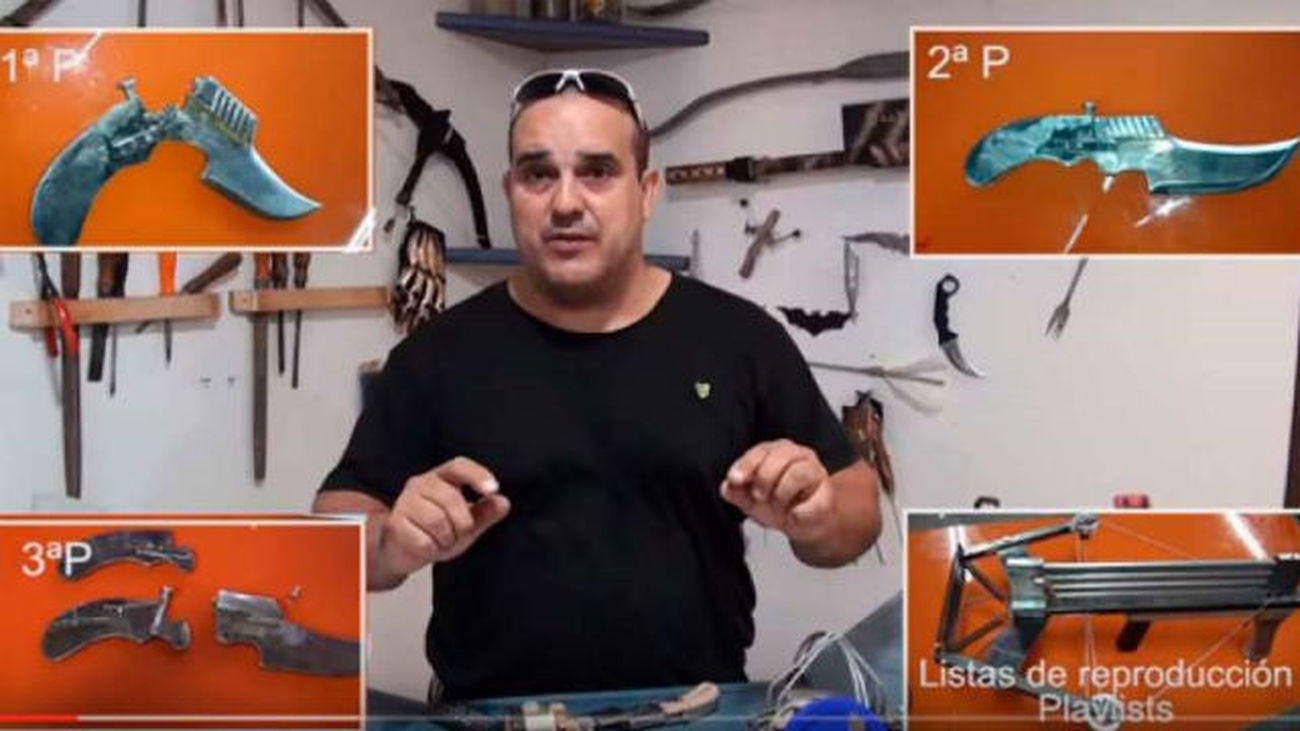 La Policía detiene en Jaén a un famoso 'youtuber' que enseñaba a fabricar armas letales