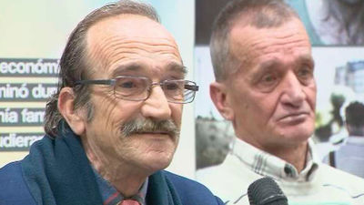 Alumnos de Vicálvaro escuhan de primera mano cómo es la vida de los 'sin techo'