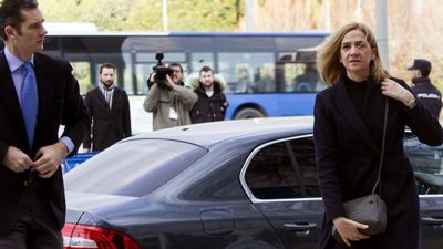 La infanta y Urdangarin cargaban a Aizoon gastos propios y de sus escoltas