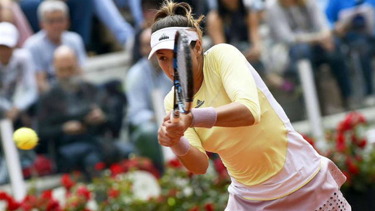 Roma: Muguruza se mete en cuartos y Suárez se despide