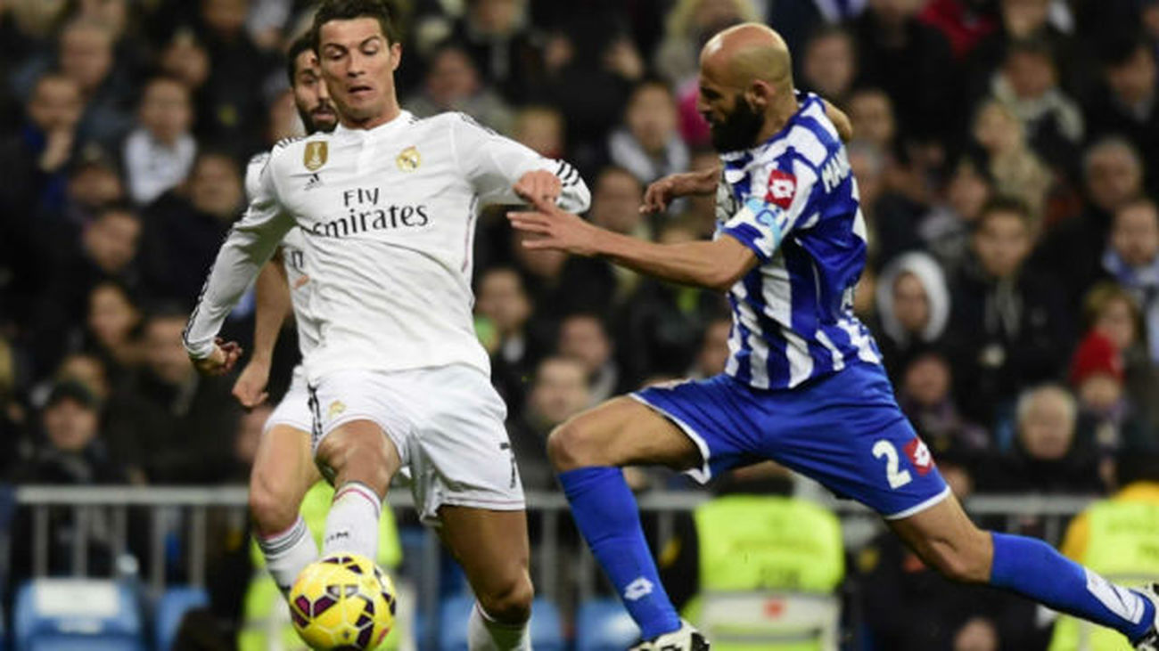 Cristiano Ronaldo ante el Deportivo