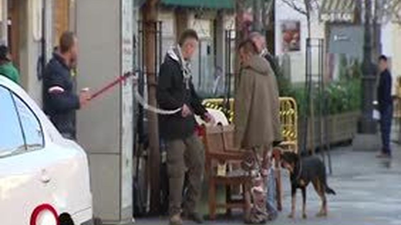 Quejas en Ópera por los mendigos de la zona