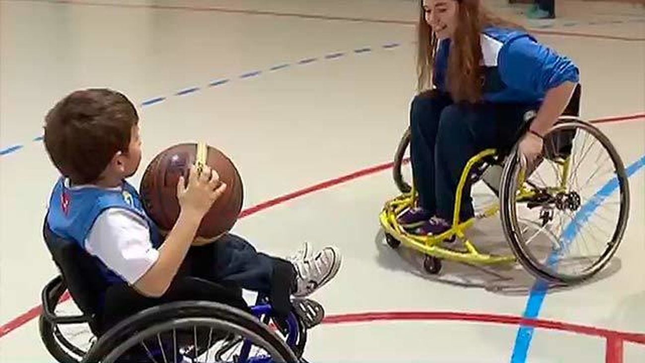 Ya funciona la escuela de baloncesto en silla de ruedas de Estudiantes