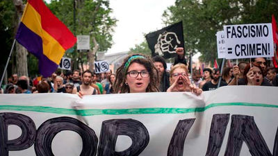 Un millar de antifascistas protestaron contra "toda discriminación" en Madrid