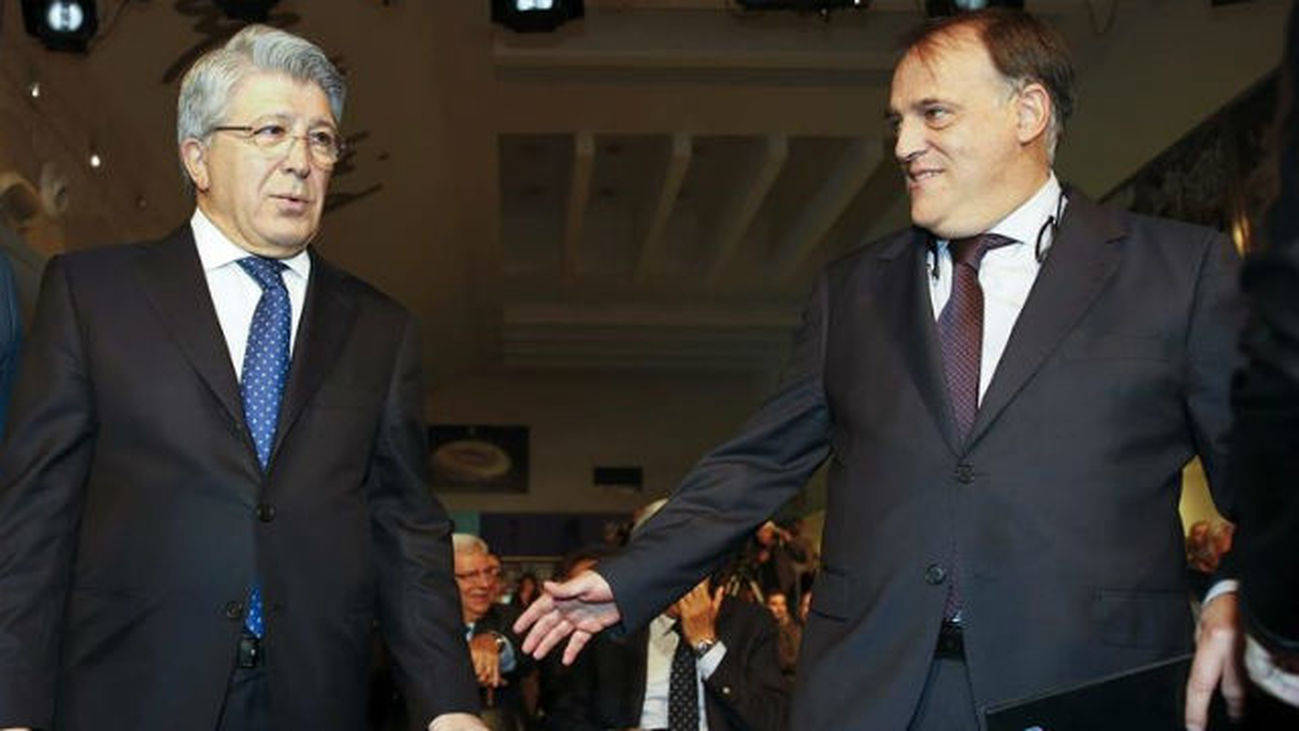Tebas: “El fútbol tiene una deuda con el Atlético”