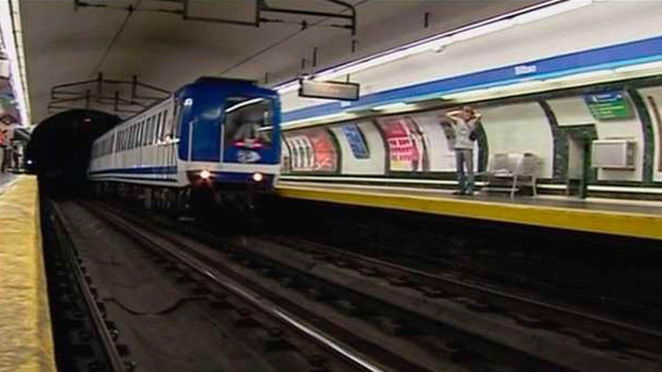 Metro recibirá 4 millones de euros para "conservar  y mantener" las 301 estaciones de su red