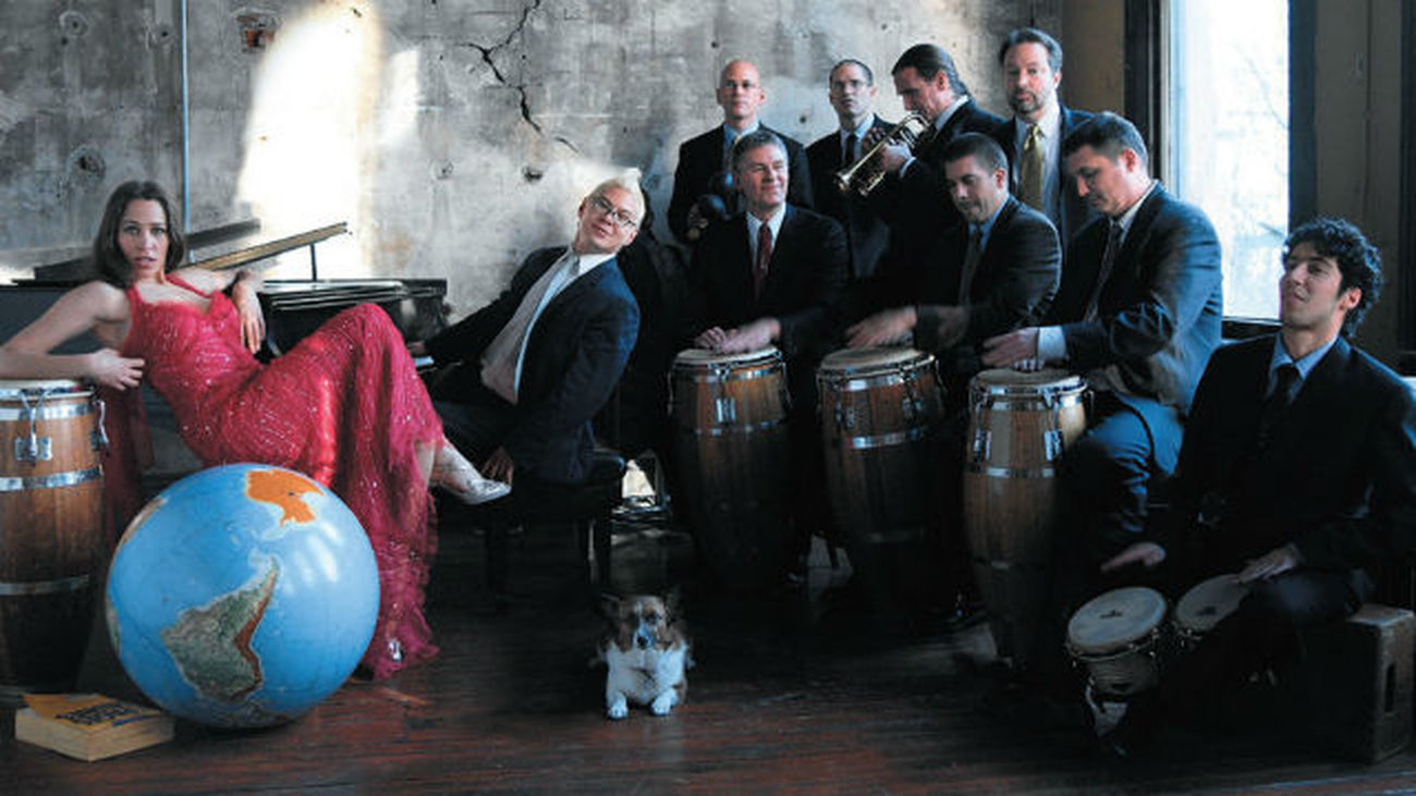 Pink Martini regresa a Madrid en julio