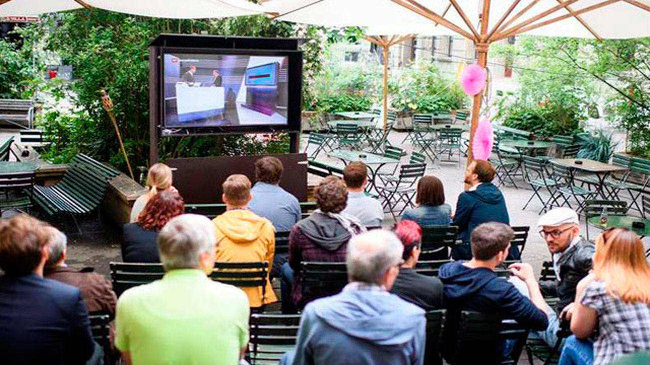 Los suizos rechazan por amplia mayoría establecer una renta básica mensual