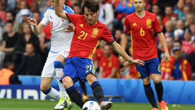 Silva: "Jugar con Iniesta es un espectáculo"