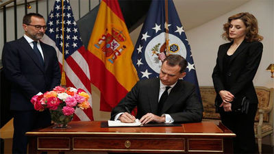 Los Reyes apelan a la "unidad" contra el terror tras el atentado de Orlando