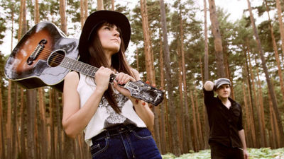 Iván Ferreriro y Eva Amaral participan en un concierto contra el cáncer