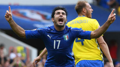 1-0. Éder lleva a una sólida Italia a octavos