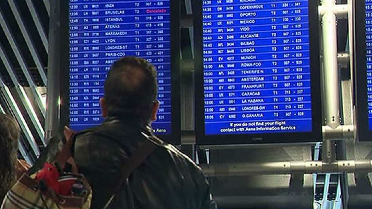 Panel de vuelos de Barajas