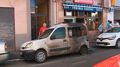 Cuatro nuevos coches quemados esta noche en Vallecas