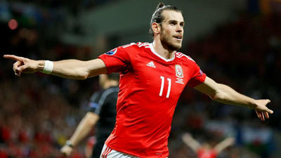 3-0. Gales se proclama líder ante una Rusia 'fantasma'