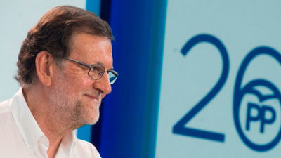 Rajoy defiende un "programa pactado" con el PSOE